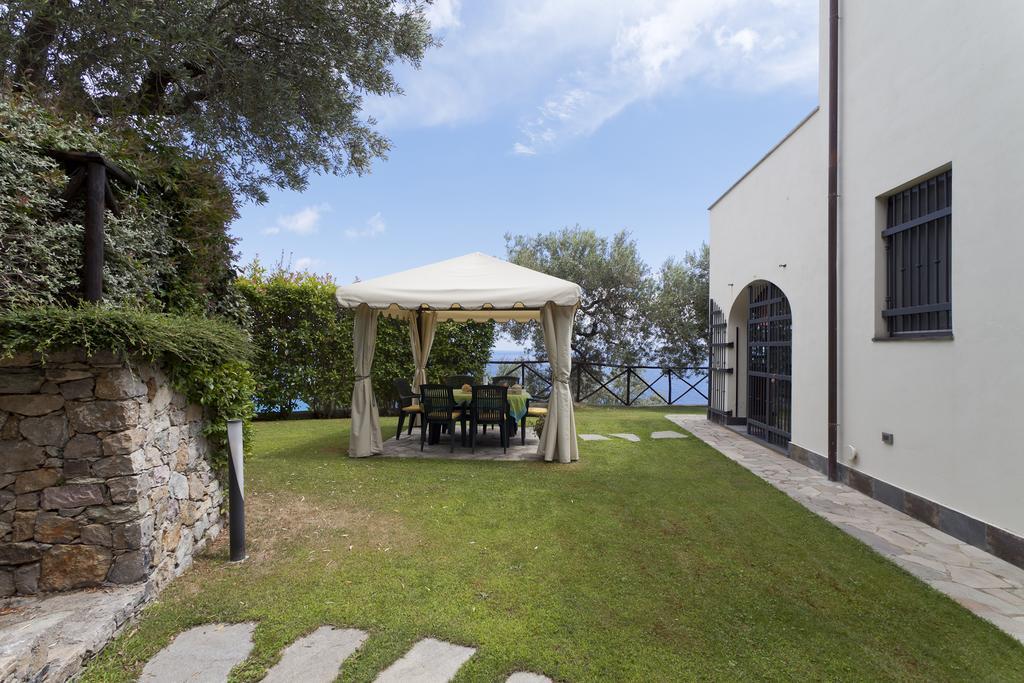 Villa Degli Ulivi B&B Finale Ligure Buitenkant foto